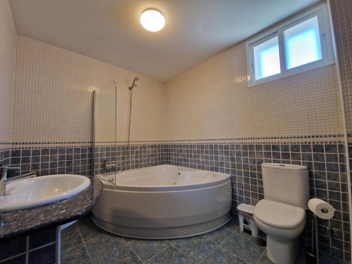 Apartamento Amplio y céntrico piso en O Grove Exterior foto